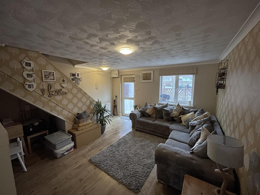 Hermitage Road, Dartmouth 2 bed house £235,000