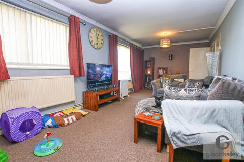 57 Springbank, Norwich, NR1 2LH