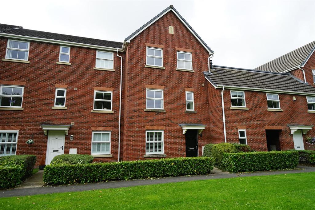 Marchwood Close, Blackrod, Bolton 4 bed townhouse £270,000