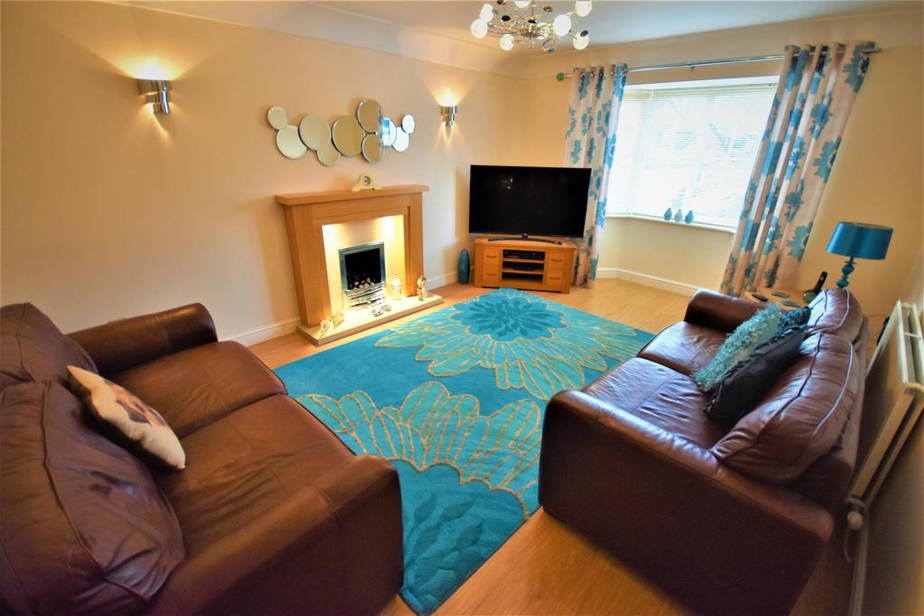Orchard Gardens, Garden Village 4 bed detached house £395,000