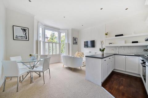 2 bedroom apartment to rent, Church Road,  Richmond,  TW10