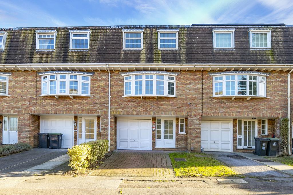 Epping New Road, Buckhurst Hill, IG9 4 bed townhouse £595,000
