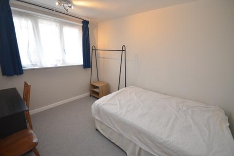 1 bedroom in a house share to rent - Wood Vale, Forest Hill, London, SE23