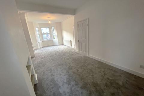 102 Martindale Road, Hounslow, TW4 7HE