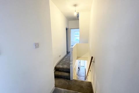102 Martindale Road, Hounslow, TW4 7HE