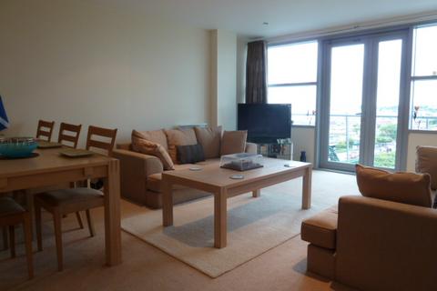 2 bedroom flat to rent, West Wear Street, City Centre, Sunderland, SR1