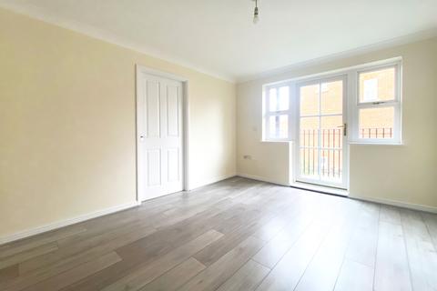 49 White Lodge Close, Isleworth, TW7 6TH