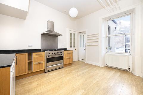 20 Ryehill Place, Edinburgh, EH6 8EP