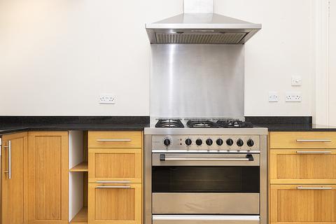 20 Ryehill Place, Edinburgh, EH6 8EP