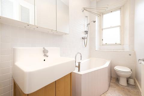 20 Ryehill Place, Edinburgh, EH6 8EP
