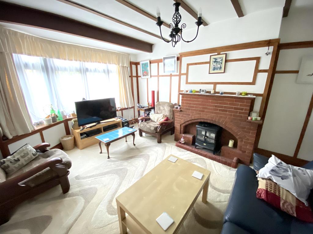 Bury Crescent, Gosport PO12 3 bed semidetached house £365,000