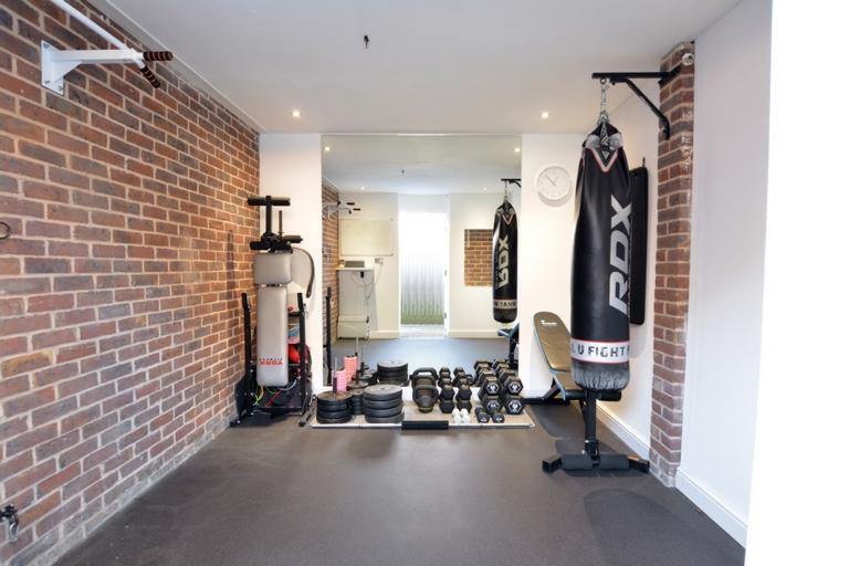 Gym (In Garage)