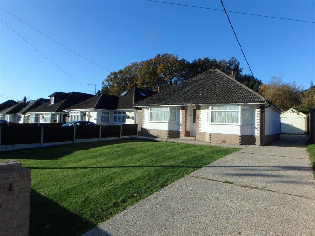Oakwood Avenue, New Milton, BH25 5DY 2 bed detached house £1,100 pcm