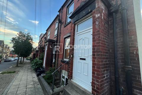 undefined, Quarry Mount Terrace, Leeds LS6