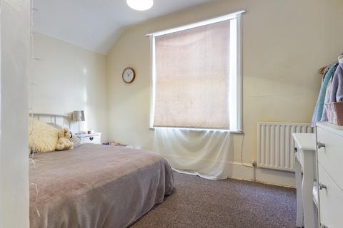 4 bedroom flat to rent - Boundary Road, Hove BN3