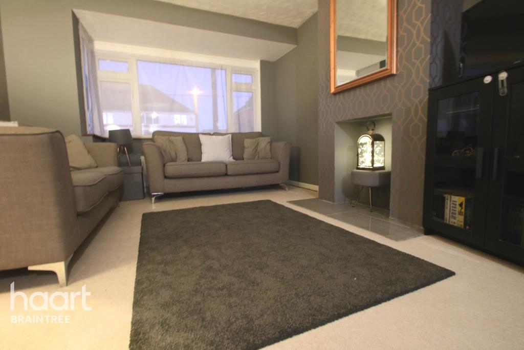 Kent Gardens, Braintree 3 bed semidetached house £360,000