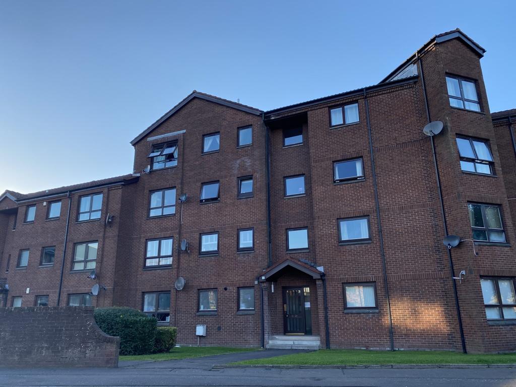 McLean Place, Paisley 1 bed flat £375 pcm (£87 pw)