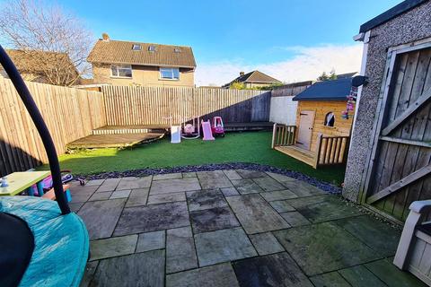 10 Bakers Way, Bryncethin, Bridgend, CF32 9RJ