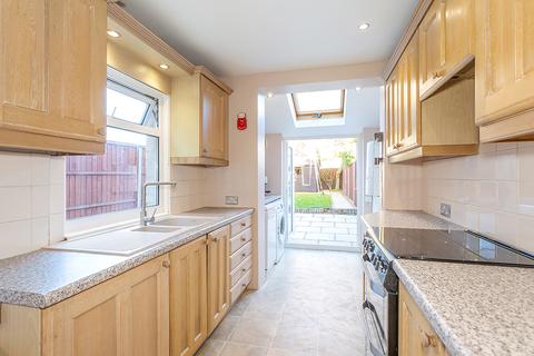 13 Bremer Road, Staines-upon-thames, TW18 4HU