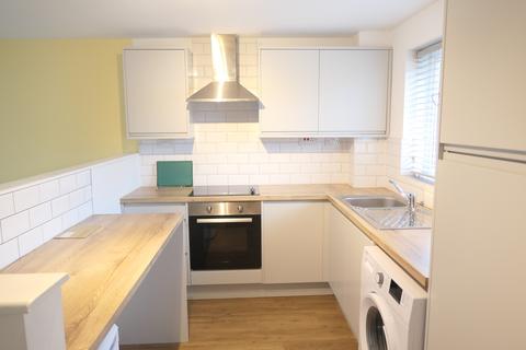 2 bedroom terraced house to rent - Beaumont Road, Gloucester, GL2