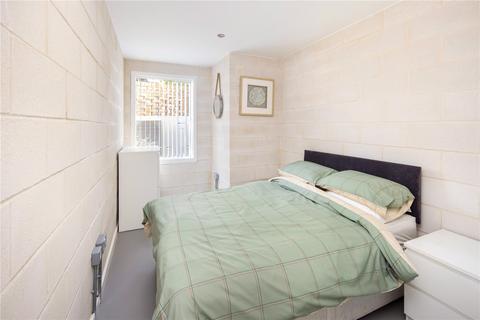 2 bedroom semi-detached house to rent, Lightermans Yard, Forest Gate, London, E7