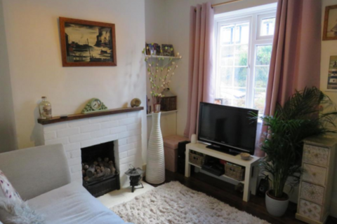 2 bedroom semi-detached house to rent - Alresford Road, Winchester