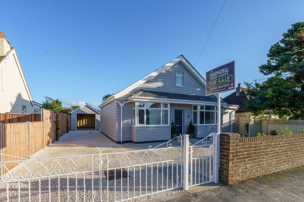 Carlton Avenue, Rose Green, Bognor... 3 bed chalet £475,000