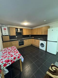 2 bedroom flat to rent, ILFORD  IG3