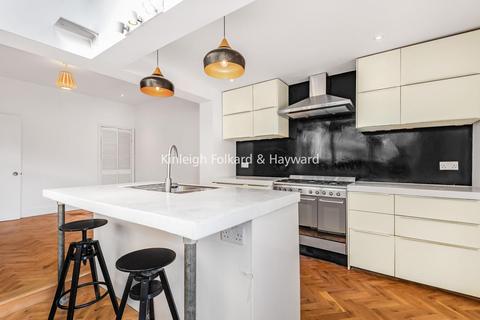 26 Reynolds Road, London, SE15 3AH