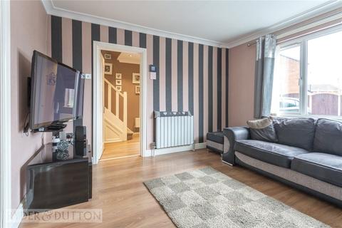 11 Calder Grove, Shaw, Oldham, OL2 7XH