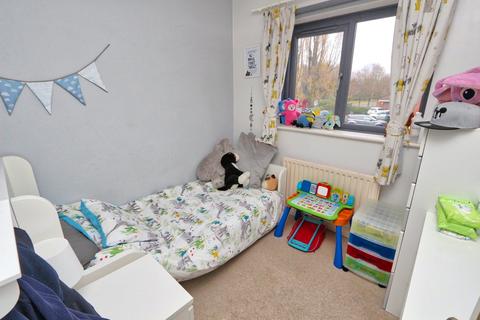 3 Dairydale Close, Irlam, Manchester, M44 6TA