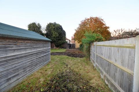 324 Bath Road, Harmondsworth, West Drayton, UB7 0DE