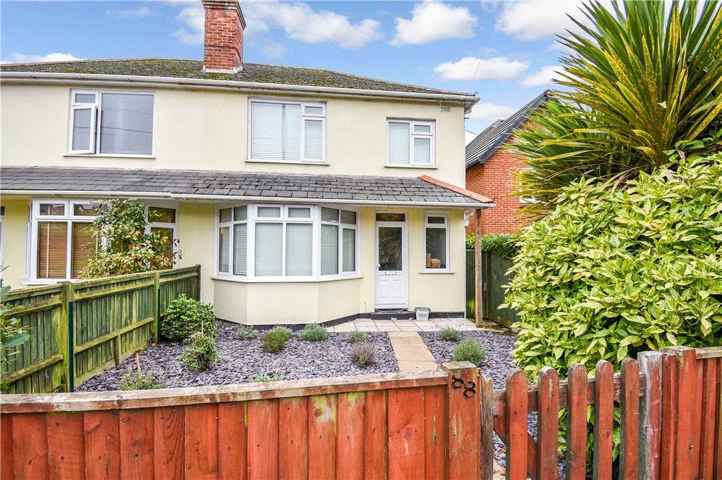 Botley Road, North Baddesley... 3 bed semidetached house £325,000