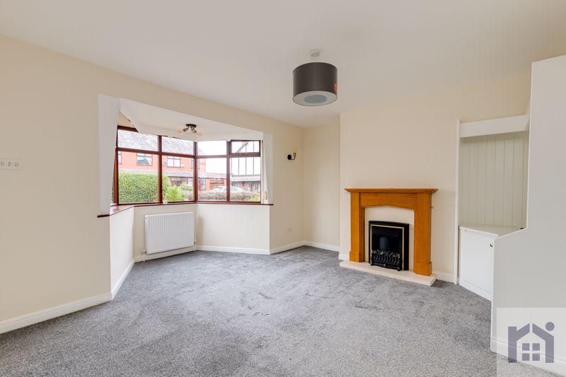 Preston Road, Coppull, PR7 5DP 2 bed terraced house £145,000