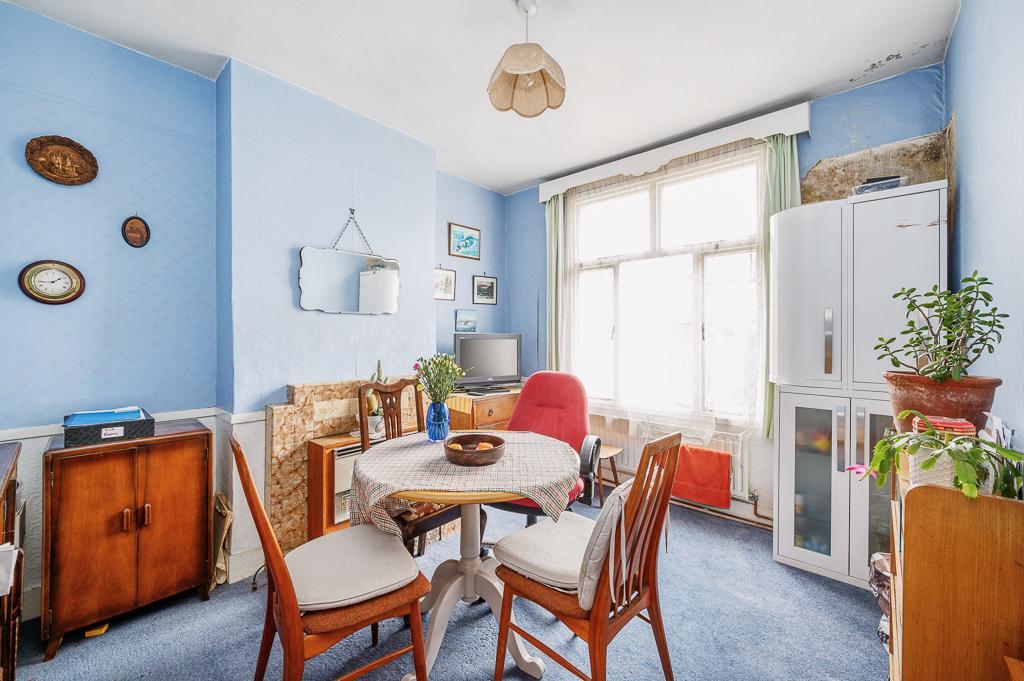 Hessel Road, Ealing, London, W13 9ES 3 bed terraced house £665,000
