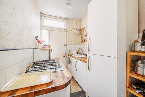 10 Hessel Road, London, W13 9ES