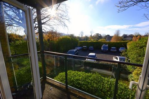 2 bedroom apartment to rent, Wellington Road, Bournemouth BH8