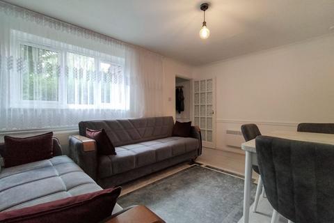 1 bedroom apartment for sale, Cornish Court, Bridlington Road, London, N9