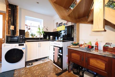 28 Mayfair Close, Great Sankey, Warrington, WA5 3PL