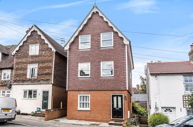 Priory Street, Tonbridge 2 bed £1,150 pcm (£265 pw)