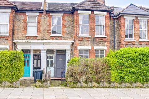 48 Geldeston Road, London, E5 8SB