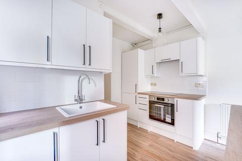 48 Geldeston Road, London, E5 8SB