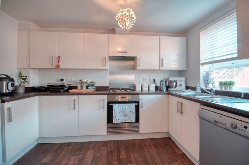 Osprey Drive, Scunthorpe 3 bed terraced house £165,000