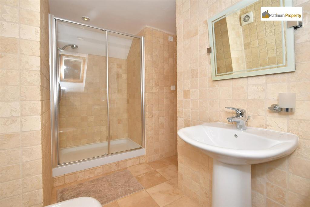 En suite shower room