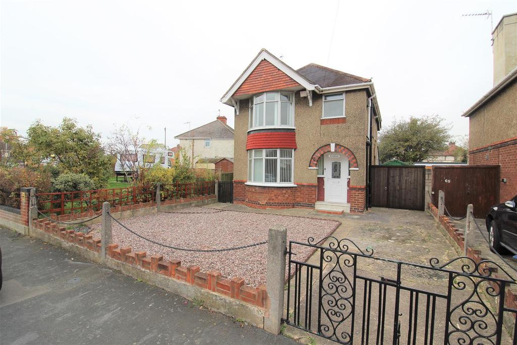 Marlborough Road, Gloucester 3 bed detached house £270,000