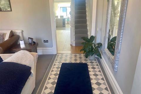 22 Porthkerry Road, Barry, CF62 7AX