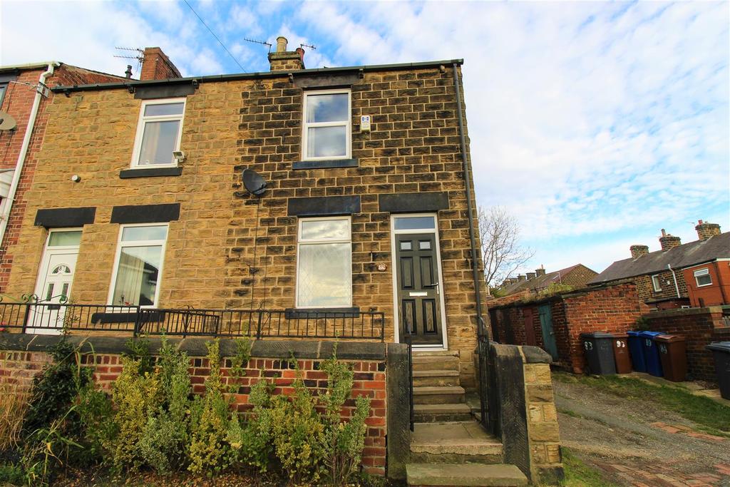 Greenside, Mapplewell, Barnsley, S75 6AX 2 bed end of terrace house £