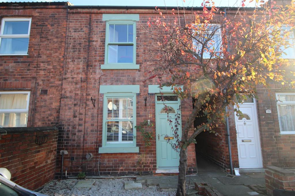 Kingston Avenue, Ilkeston 2 bed terraced house £125,000