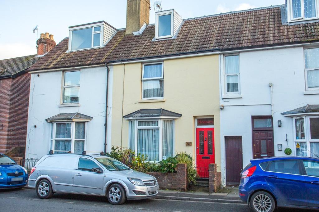 Wincheap, Canterbury 4 bed terraced house £325,000