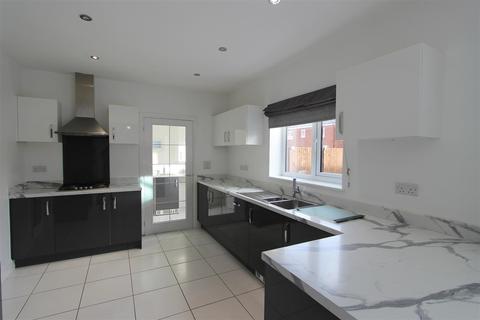 9 Avro Close, Middleton St George, Darlington, DL2 1UA